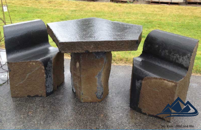 Lựa chọn Thịnh Phát Stone để có bàn ghế đá sân thượng phù hợp
