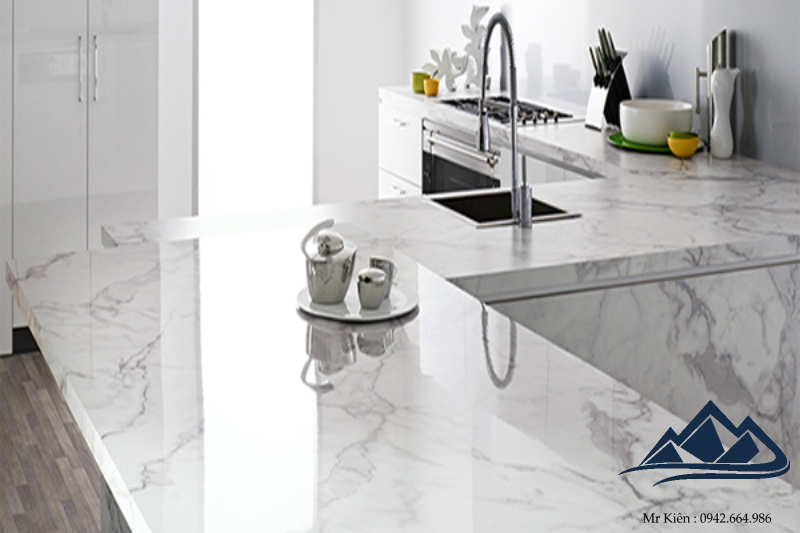 Ứng dụng của đá tự nhiên marble để làm đẹp cho căn bếp